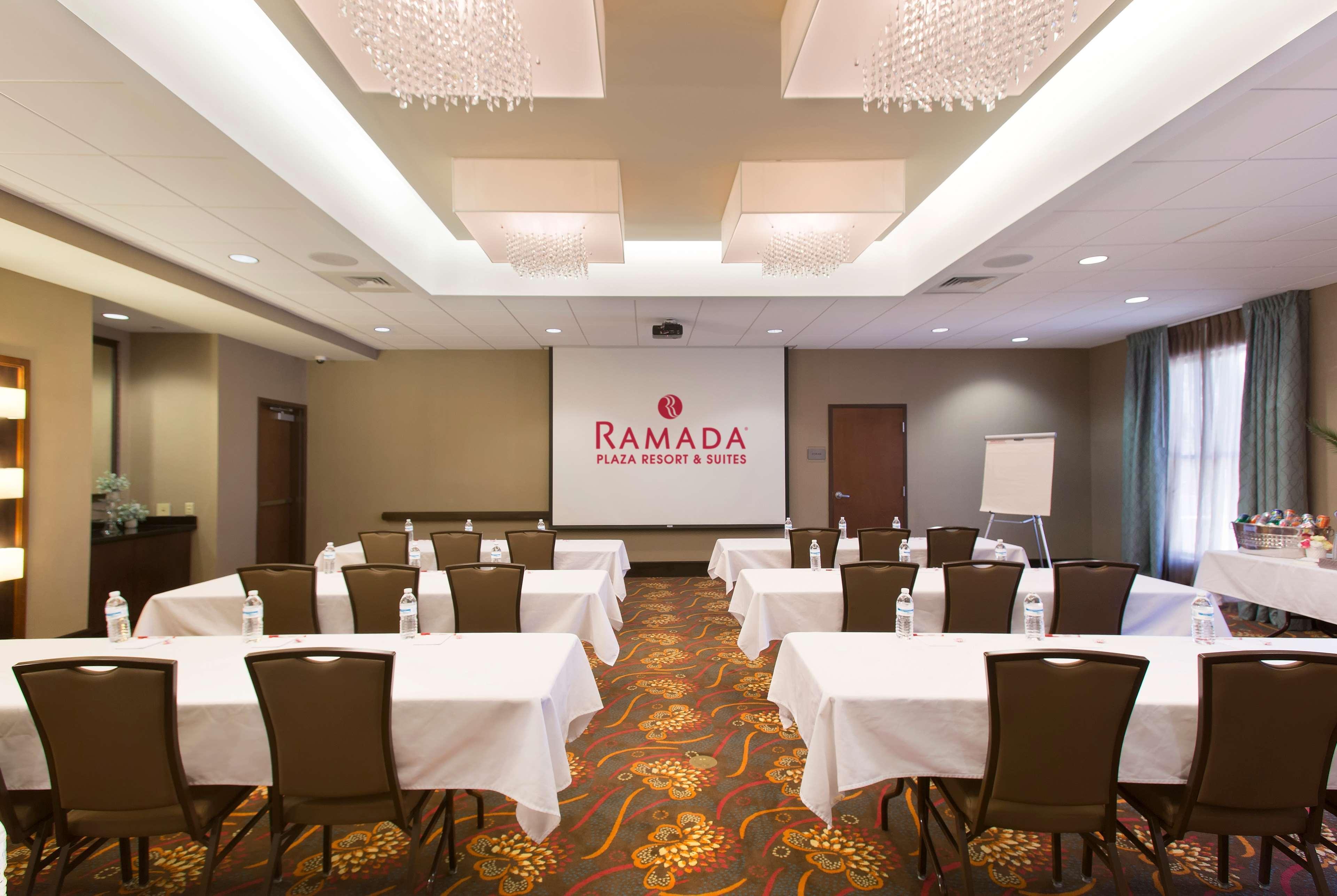 Ramada Plaza By Wyndham Orlando Resort & Suites Intl Drive מראה חיצוני תמונה